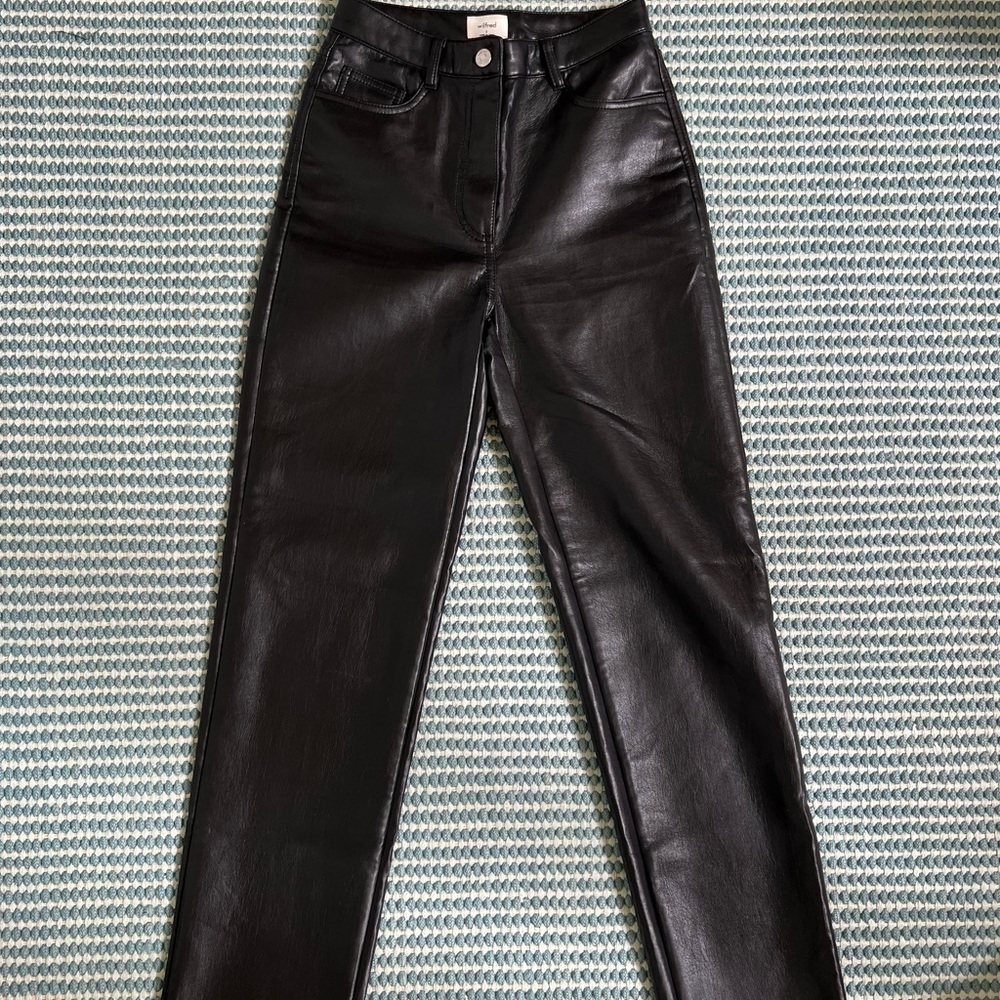 Aritzia Wilfred Black Melina Leather Pants, Size 0